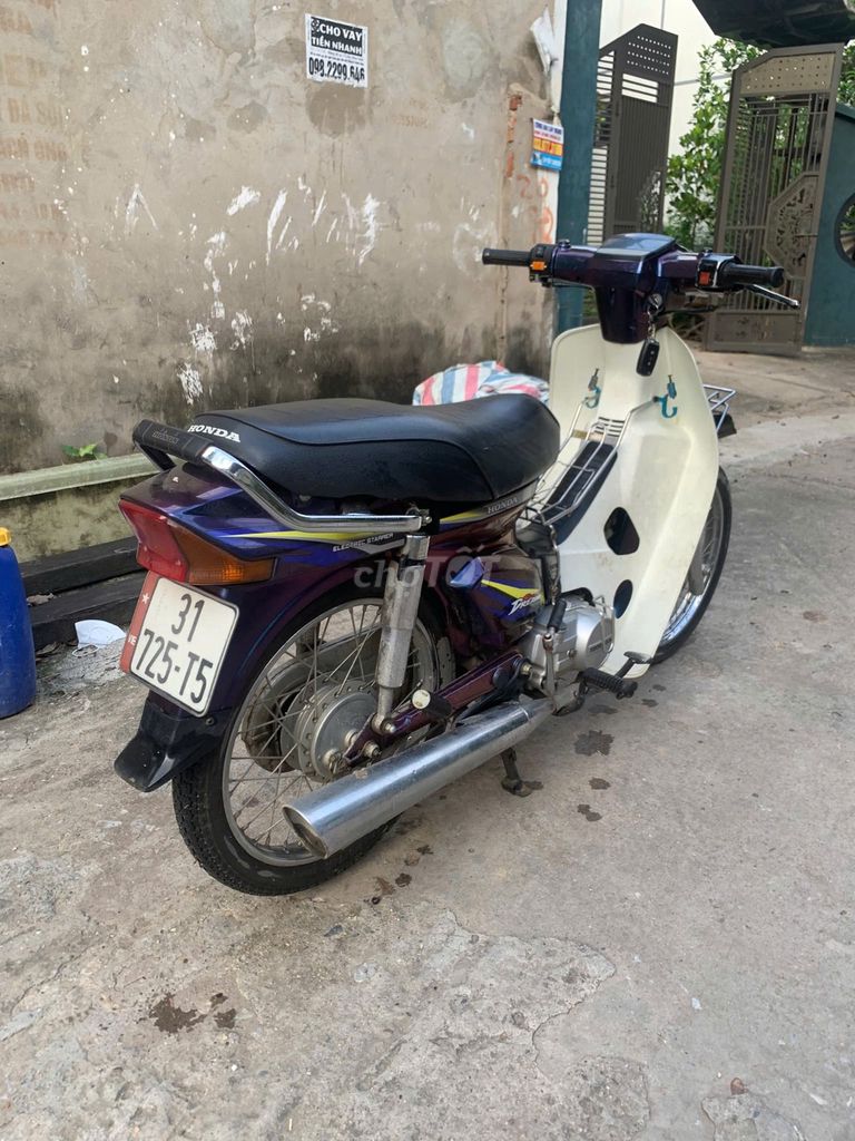 Mình cần bán xe Dream đời 1995 hoặc trade tay côn. Mua bán Xe máy tại Huyện Chương Mỹ Hà Nội được đăng bởi Giang hình 8