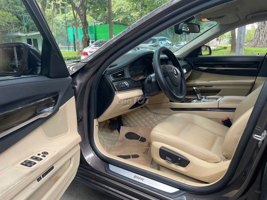 BMW seri 730Li.đời 2014. Nhập đức. Mua bán Ô tô tại Quận 11 Tp Hồ Chí Minh được đăng bởi Nam hình 11