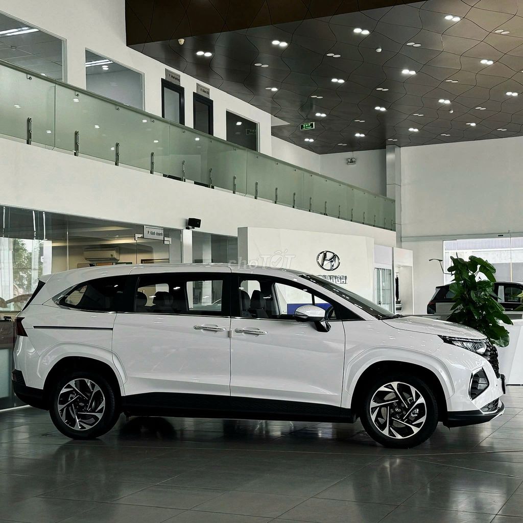 Xả kho Custin 2025. Mua bán Ô tô tại Quận Gò Vấp Tp Hồ Chí Minh được đăng bởi Chuyên ô tô Hyundai SG hình 2