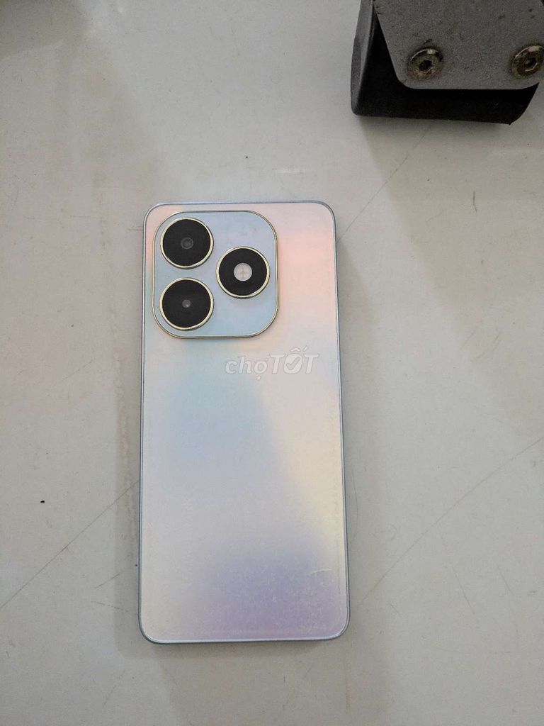 Tecno Spark 20 8G 128GB Bạc Đã dùng. Mua bán Điện thoại tại Thành phố Bến Tre Bến Tre được đăng bởi Mr Đen hình 1