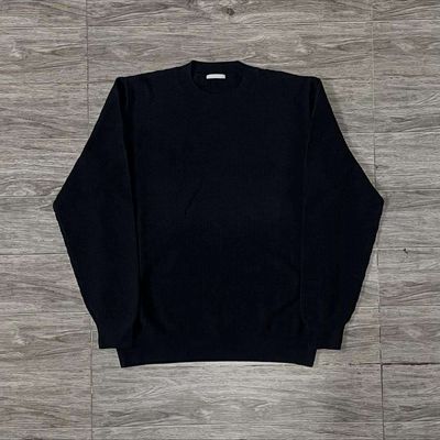 Sweater GU size M. Mua bán Quần áo tại Thành phố Thuận An Bình Dương được đăng bởi VINTIQ