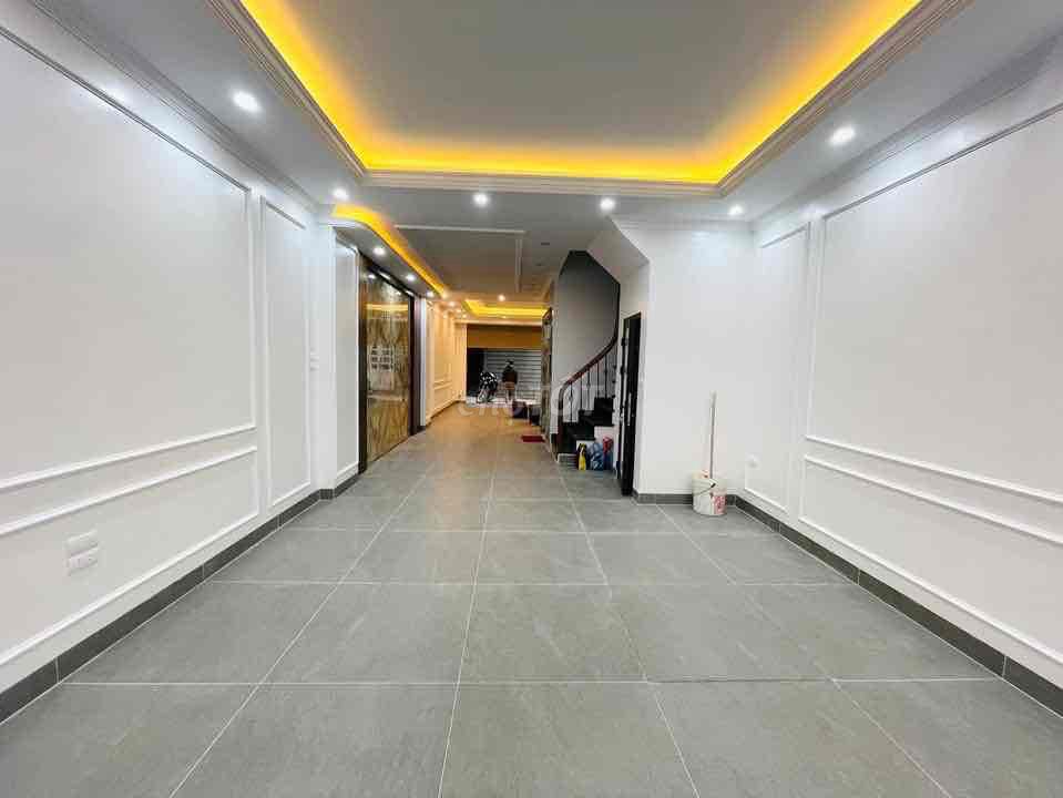 Cho thuê nhà Nguyễn Thị Định. 50m2, 5 tầng. Giá 21 triệu