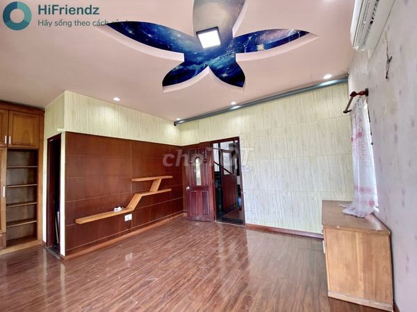 Cho thuê căn hộ 45m2 full nội thất, bancol cực lớn ngay CĐ KTĐN