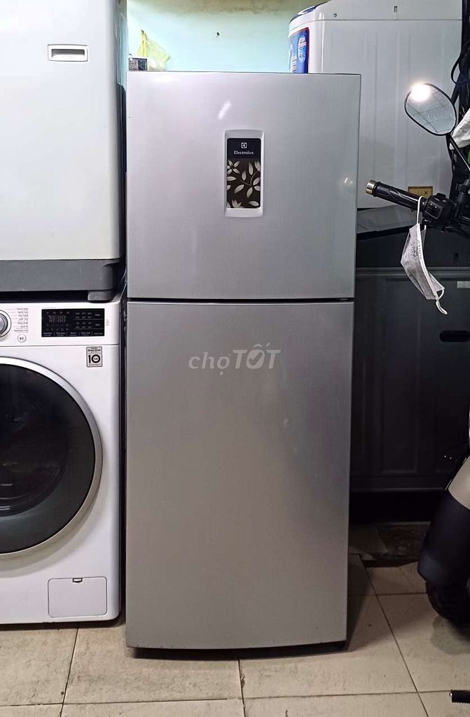 Tủ lạnh Electrolux 211 lít zin bảo hành 3 tháng