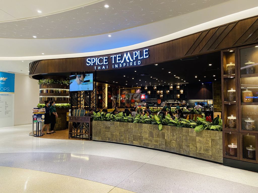 TUYỂN PHỤ BẾP NHÀ HÀNG SPICE TEMPLE CRESCENT MALL