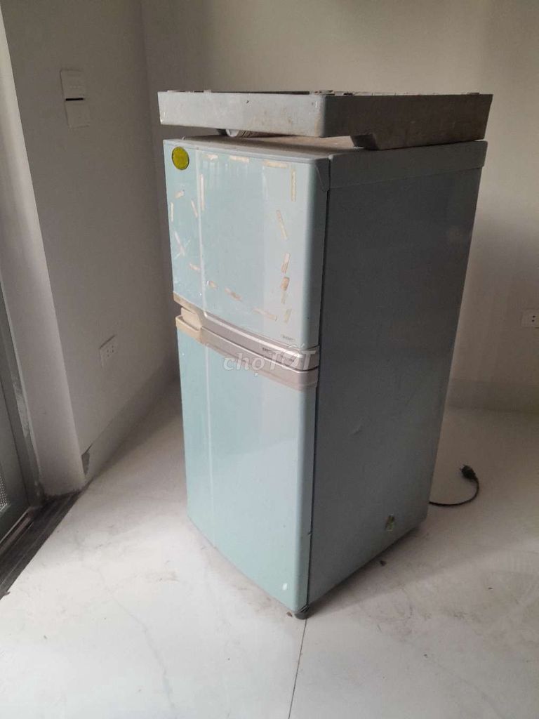 Tủ lạnh 2 cửa Xám Đã sử dụng. Mua bán Tủ lạnh tại Huyện Hoài Đức Hà Nội được đăng bởi Lê Huy hình 1