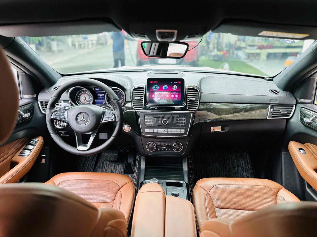 Mercedes Benz GLE 400 4Matic Coupe Model 2017. Mua bán Ô tô tại Quận 8 Tp Hồ Chí Minh được đăng bởi Hồng Phúc hình 12