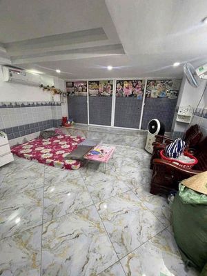 Аренда · 3 комн. · 45 м² · Quận 10, ул. Đường Hòa Hảo