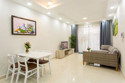 Bán căn hộ chung cư Tản Đà Court, Q5, 100m2, 3PN, 6.2 tỷ, sổ hồng.