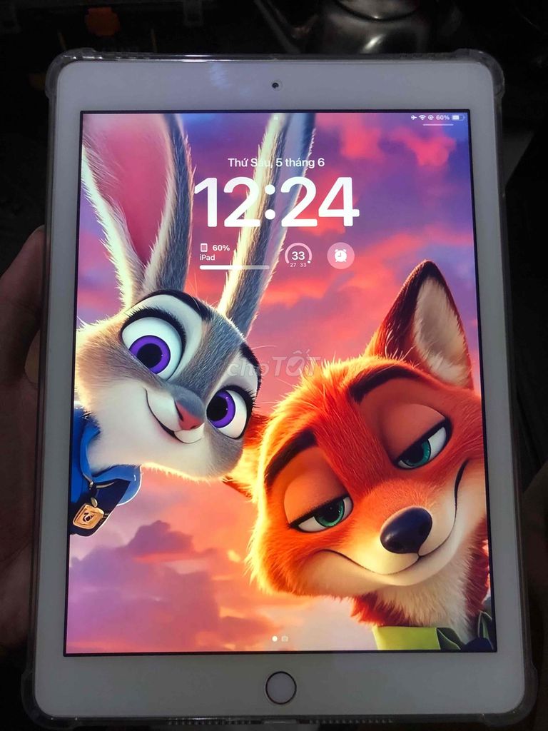 Apple iPad Gen 6 128GB Vàng. Mua bán Máy tính bảng tại Huyện Nhà Bè Tp Hồ Chí Minh được đăng bởi Tuấn Trần hình 1
