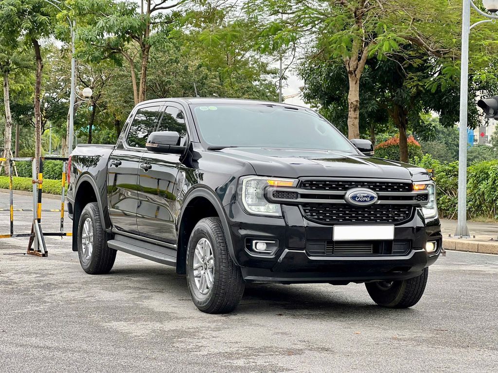 Ford Ranger 2025 XLS 2.0L 4x4 AT - 8000 km. Mua bán Ô tô tại Quận Cầu Giấy Hà Nội được đăng bởi An Phát AUTO hình 2