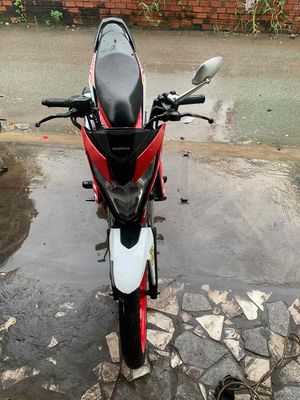 Sonic 150 bst 38 cccd chủ  Máy zin êm. Mua bán Xe máy tại Quận 7 Tp Hồ Chí Minh được đăng bởi Bi