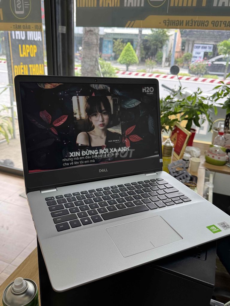 Dell Inspiron 5493 i5 16GB/256GB Bạc. Mua bán Laptop tại Thành phố Thủ Dầu Một Bình Dương được đăng bởi Lie Kimm hình 1