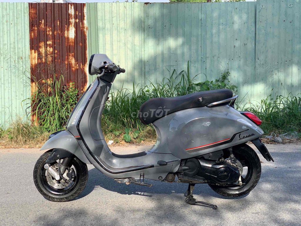 Piaggio Vespa Primavera 2015 Xám Lambo. Mua bán Xe máy tại Thành phố Thủ Đức Tp Hồ Chí Minh được đăng bởi Nguyễn Thanh Bình hình 3