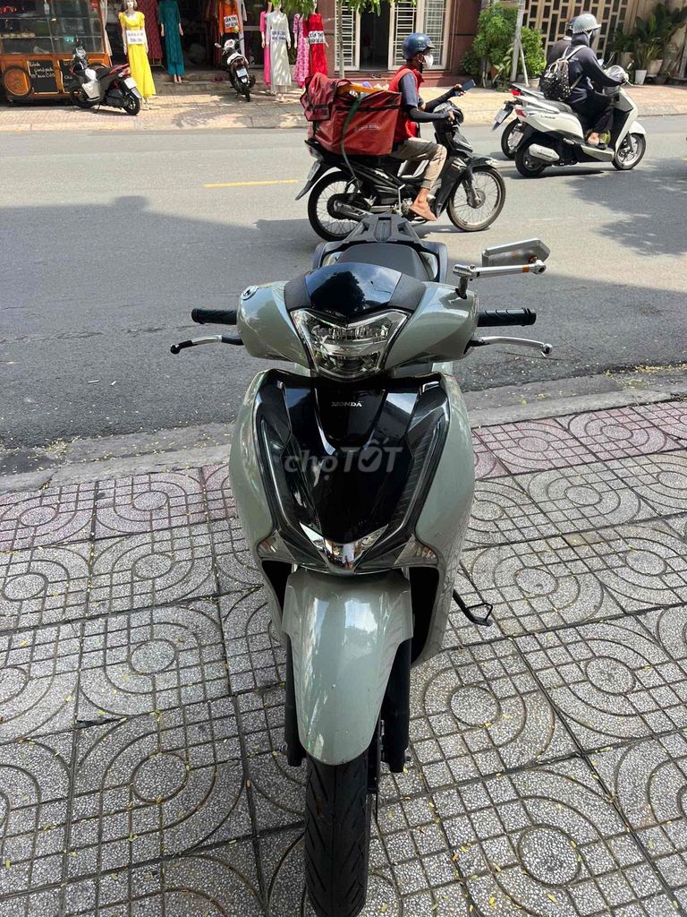 Honda SH 150 2019 Mới 99%. Mua bán Xe máy tại Quận Tân Phú Tp Hồ Chí Minh được đăng bởi BĐS Sài Gòn hình 1