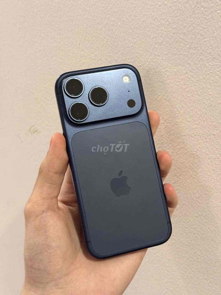 Apple iPhone 17 Pro 256GB Xanh Quốc tế Pin 100%. Mua bán Điện thoại tại Quận Sơn Trà Đà Nẵng được đăng bởi Anh Apple Chính Hãng hình 1