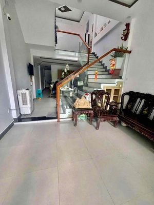 Cho thuê lâu dài nhà 3 tầng kiệt Hà Huy Tập , Gần bờ hồ, TT Thanh Khê. Cho thuê nhà ở tại Quận Thanh Khê Đà Nẵng được đăng bởi Phan Hữu Đức