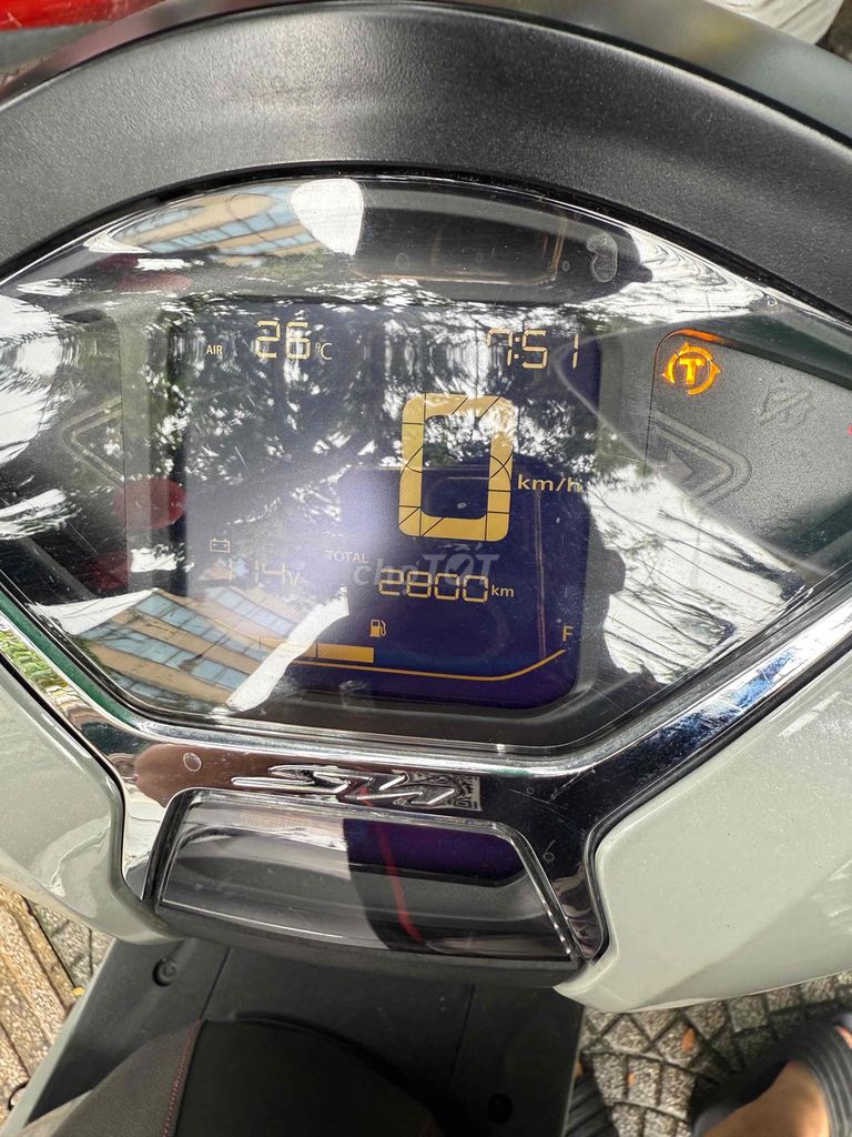 CẦN BÁN SH 350 2.000KM SIÊU CỌP. Mua bán Xe máy tại Quận Hải Châu Đà Nẵng được đăng bởi CHUYÊN BÁN XE LƯỚT hình 2