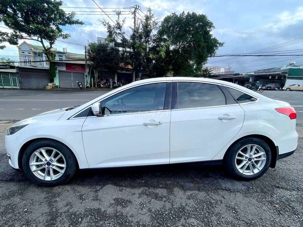 Bán Ford Focus Trend 2018. Mua bán Ô tô tại Thành phố Đà Lạt Lâm Đồng được đăng bởi Lê Tấn Đạt hình 5