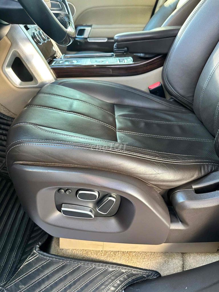LandRover Range Rover 2013 Autobiography 3.0. Mua bán Ô tô tại Quận Cẩm Lệ Đà Nẵng được đăng bởi Nguyễn Duy hình 16
