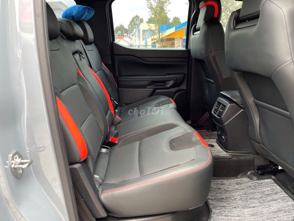 Ford Ranger 2025 Raptor 2.0L 4x4 AT - 8000 km. Mua bán Ô tô tại Quận 3 Tp Hồ Chí Minh được đăng bởi Trần Hoàng Long hình 7