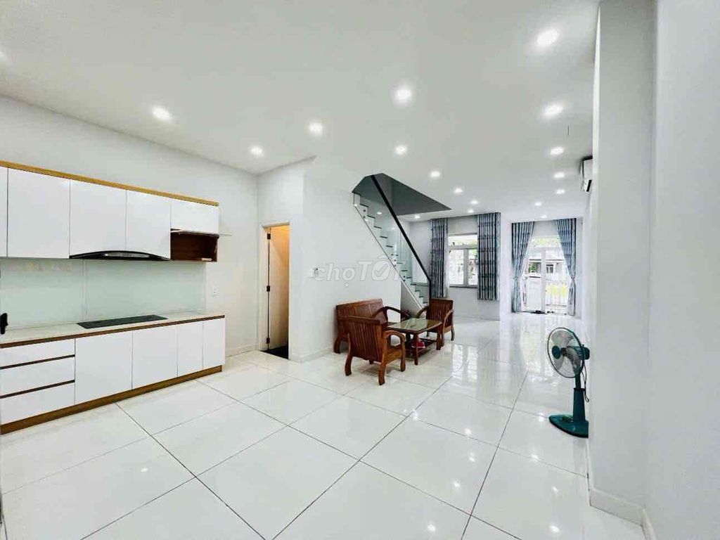 Аренда дома в ЖК Lien Phuong, округ 9, рядом с Global City, 19 млн/мес