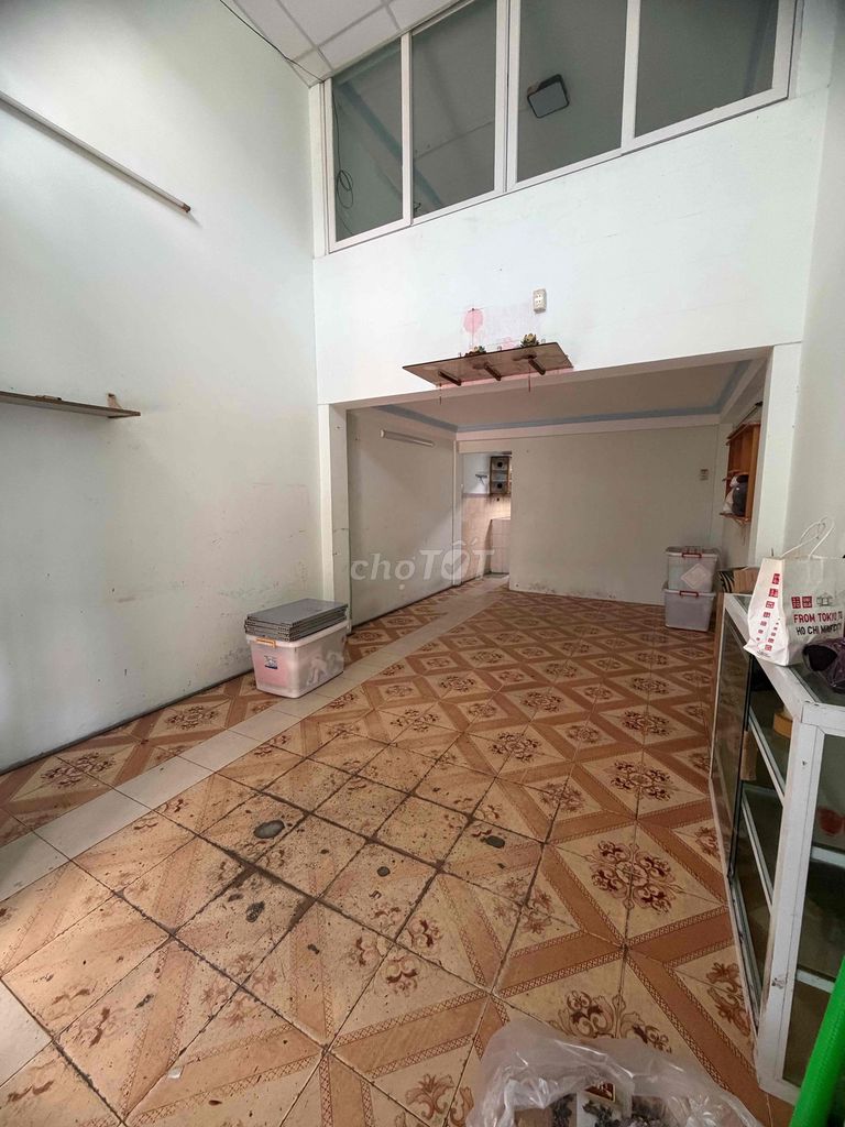 NHÀ Q11  Ở NGAY / KINH DOANH NHỎ