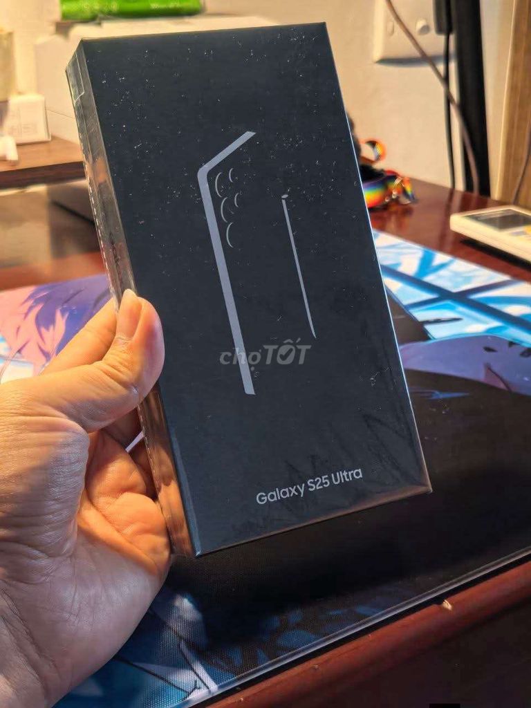 Samsung Galaxy S25 Ultra 512GB Đen Vàng Mới. Mua bán Điện thoại tại Quận 4 Tp Hồ Chí Minh được đăng bởi Nguyễn Thị Hồng  hình 1