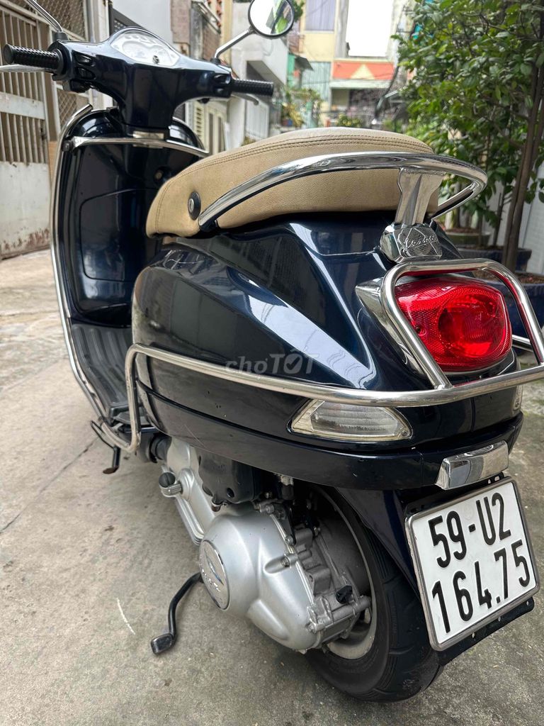 Vespa 150 2009 chạy đúng 24.000km xe đẹp.BSTP. Mua bán Xe máy tại Quận Bình Thạnh Tp Hồ Chí Minh được đăng bởi Lê Nhân hình 6
