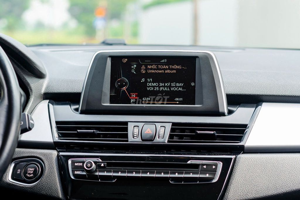 BMW 218i Sản xuất 2016. Mua bán Ô tô tại Quận Cầu Giấy Hà Nội được đăng bởi Quân Q Auto hình 7