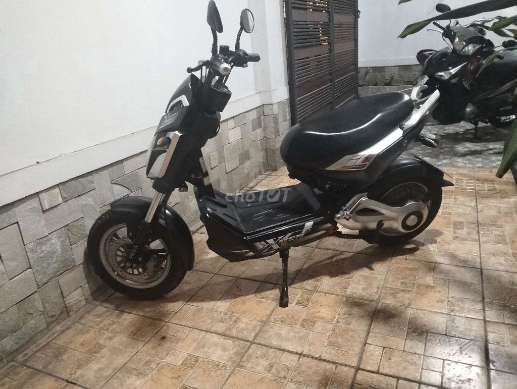 Xe máy điện Pega Xmen Đen Đã sử dụng. Mua bán Xe điện tại Quận Tân Bình Tp Hồ Chí Minh được đăng bởi Pham Đinh Duyên hình 3