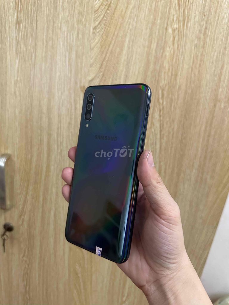 Samsung A50 4GB/64GB Đen. Mua bán Điện thoại tại Quận Cầu Giấy Hà Nội được đăng bởi Đức hạnh hình 1