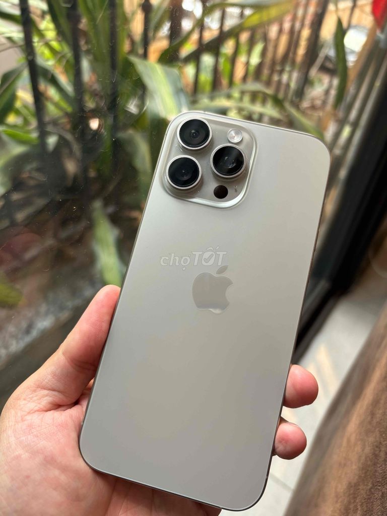 Apple iPhone 16 Pro Max 256GB Titan LL/A. Mua bán Điện thoại tại Quận Đống Đa Hà Nội được đăng bởi Đức hình 1