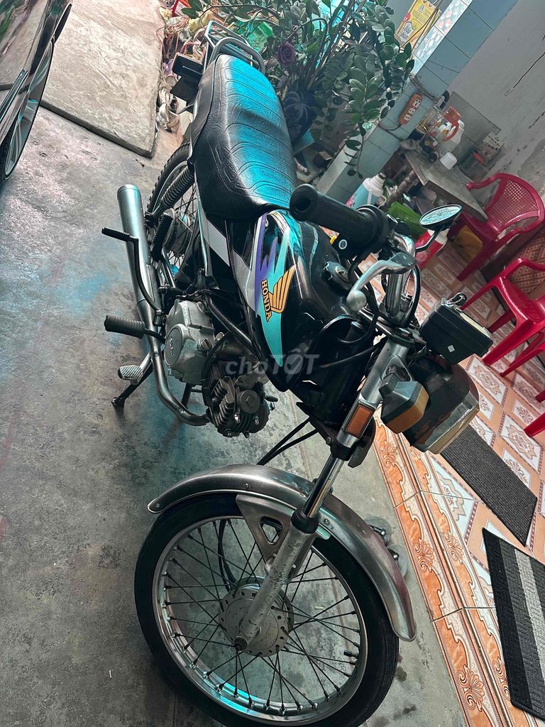 Cần bán xe win Sufat còn zin ,máy chất. Mua bán Xe máy tại Huyện Quỳnh Phụ Thái Bình được đăng bởi Nguyễn Bình hình 2