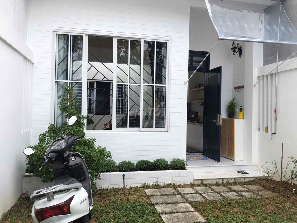 Аренда · 2 комн. · 100 м² · Quận Cẩm Lệ, ул. Đường Hoàng Đình Ái