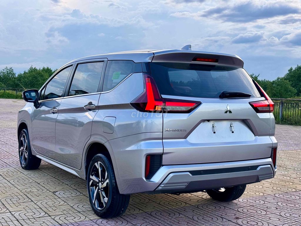 Mitsubishi Xpander 2024 Premium 1.5 AT - 7000 km. Mua bán Ô tô tại Quận Cẩm Lệ Đà Nẵng được đăng bởi nguyễn văn khoa hình 10