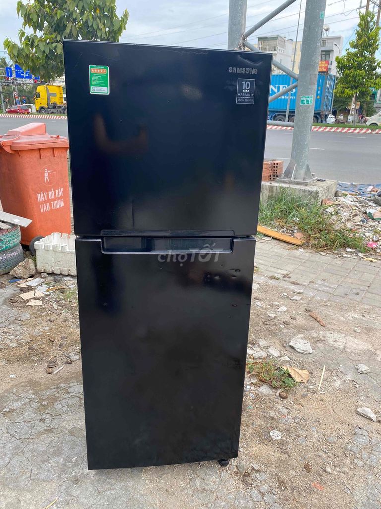 Tủ lạnh Samsung RT19M300BGS 208 lít. Mua bán Tủ lạnh tại Quận Bình Thạnh Tp Hồ Chí Minh được đăng bởi Thanh Xuân hình 1