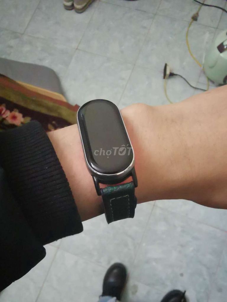 Xiaomiband 9 bạc, ko xước, 2 dây thay thế