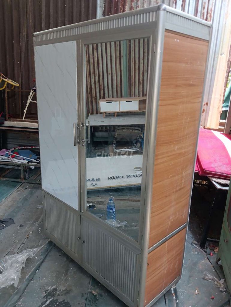 Tủ quần áo nhôm màu Nâu, Trắng. Mua bán Tủ, kệ gia đình tại Quận Liên Chiểu Đà Nẵng được đăng bởi Minh hình 1