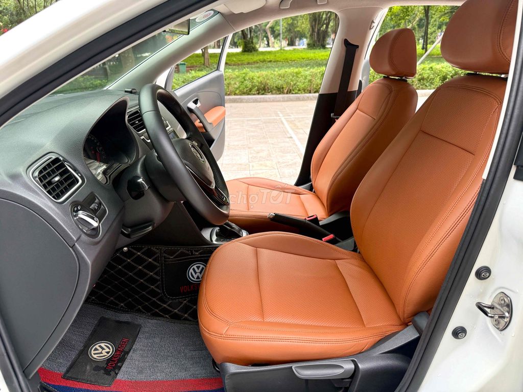 Volkswagen Polo 1.6 AT 2015. Mua bán Ô tô tại Quận Long Biên Hà Nội được đăng bởi Thế Anh hình 14