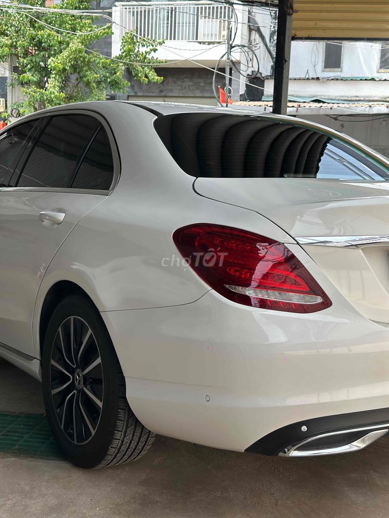 Mercedes Benz C Class 2018 C200 - 70000 km. Mua bán Ô tô tại Quận 7 Tp Hồ Chí Minh được đăng bởi Thông Sport  hình 17