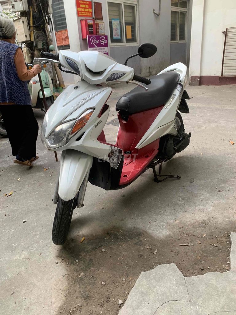 Xe Yamaha Luvias RS 125cc màu trắng. Mua bán Xe máy tại Quận Hai Bà Trưng Hà Nội được đăng bởi Nguyễn Đức Quang hình 1