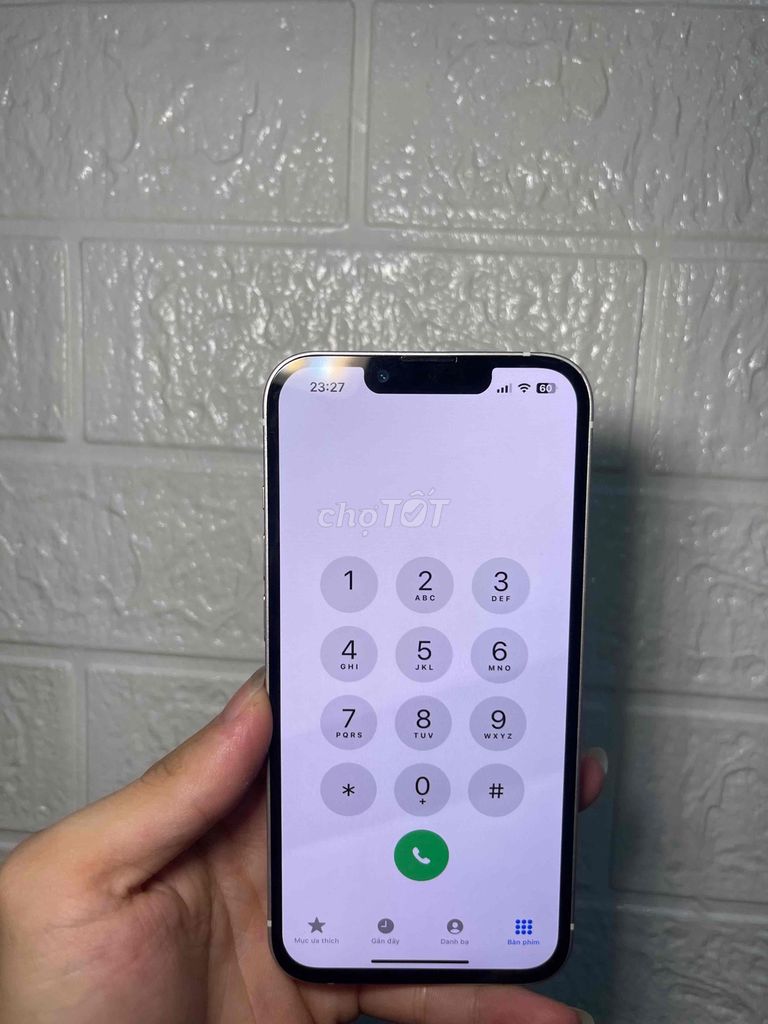 Apple iPhone 13 Trắng vỡ lưng, đã thay pin, màn. Mua bán Điện thoại tại Thị xã Từ Sơn Bắc Ninh được đăng bởi Toàn Tattoo hình 1