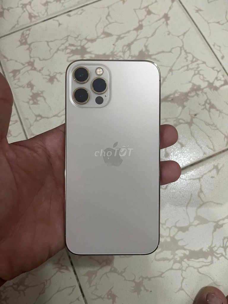 iPhone 12 Pro 128GB Vàng. Mua bán Điện thoại tại Quận Phú Nhuận Tp Hồ Chí Minh được đăng bởi Trần Ngân hình 1