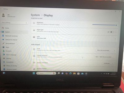 Dell latitude 5491 i7-885OH Gen 8 RAM 16 256GB. Mua bán Laptop tại Huyện Trảng Bom Đồng Nai được đăng bởi Trần Văn QUý