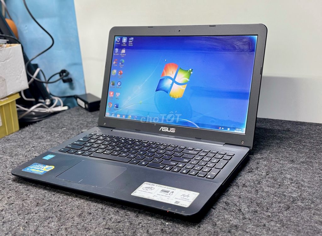 Asus X555LF i3-5010U, 4GB, HDD 120GB, vỏ đẹp. Mua bán Laptop tại Quận 4 Tp Hồ Chí Minh được đăng bởi Lê Ẩn hình 3