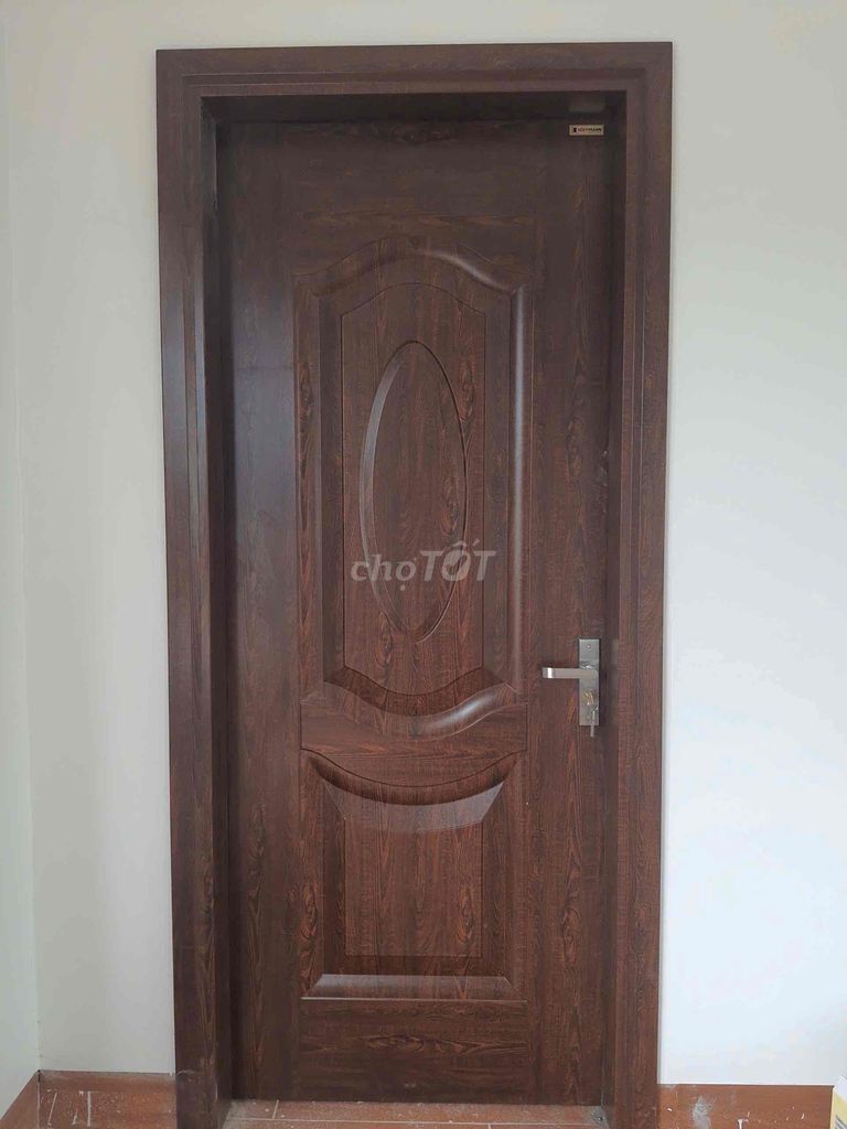 Cửa thép vân gỗ đẹp. bền SaiGonDoor