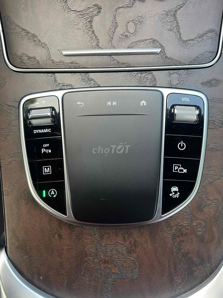 Mercedes Benz GLC 2021 200 4MATIC - 30000 km. Mua bán Ô tô tại Thành phố Dĩ An Bình Dương được đăng bởi Dương hình 18