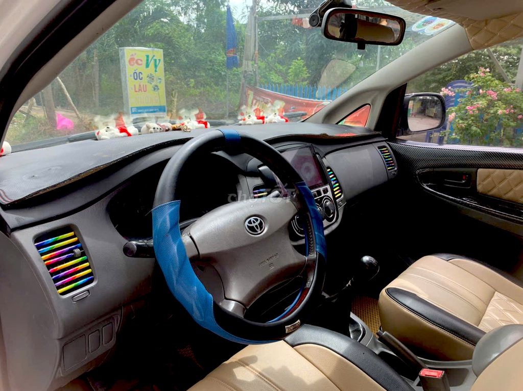 Bán rẻ Toyota Innova 2014 độ fulloptions tuyệtđẹp. Mua bán Ô tô tại Huyện Bình Chánh Tp Hồ Chí Minh được đăng bởi Anh hình 5