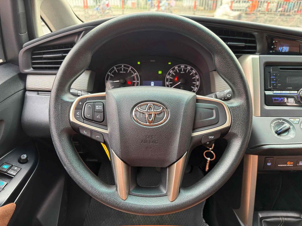 Toyota Innova 2018 2.0E - 90000 km không lỗi. Mua bán Ô tô tại Thành phố Thủ Đức Tp Hồ Chí Minh được đăng bởi FASTCARS THÁI Ô TÔ CŨ  hình 13